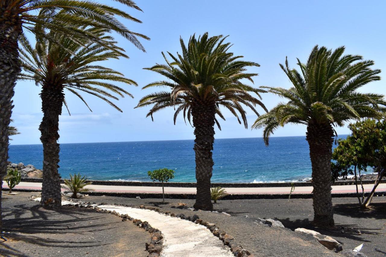 Sunny Bungalow In Front Of The Sea 3 Bedrooms Costa Teguise Ngoại thất bức ảnh